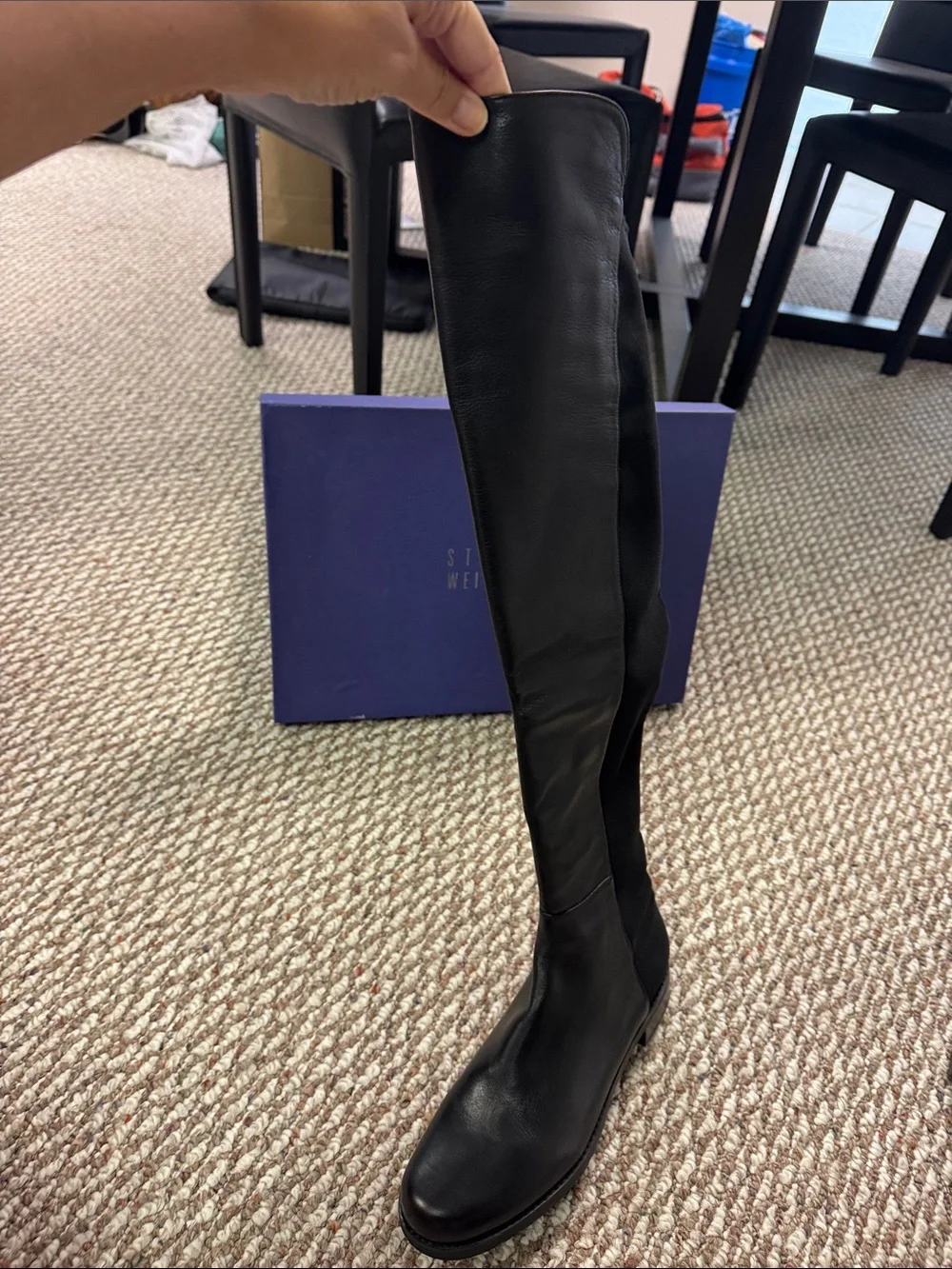 Stuart Weitzman classic knee